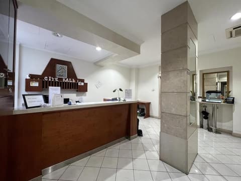 City Hall, Reception