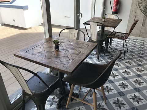 Royal Beach Hostel & Suites, Private kitchen