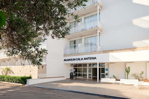 AluaSun Cala Antena – All Inclusive, Front of property