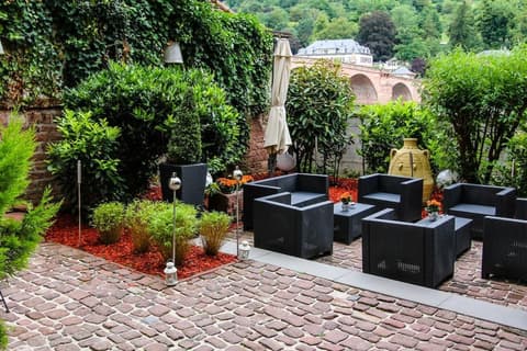 BS Luxury Apartment, Courtyard