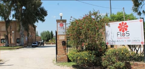 FLOS Guest House, Exterior