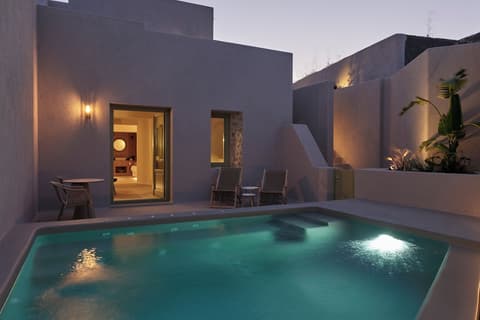 Aeon Suites - Adults Only, Room