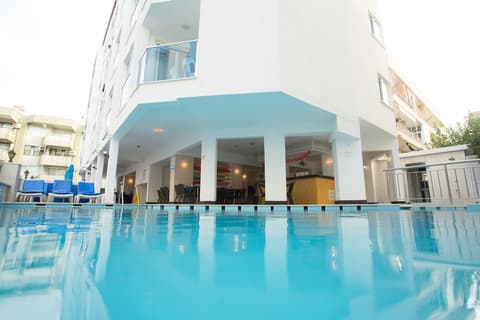 Cleopatra Golden Beach Hotel, Pool