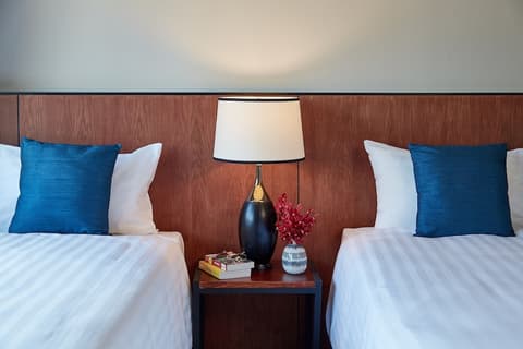 W22 by Burasari, Room