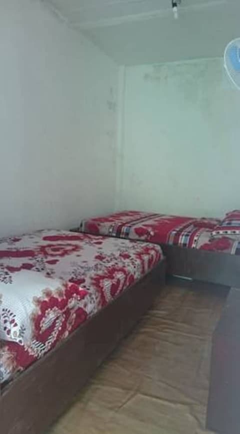 Malapascua Budget Inn, Room