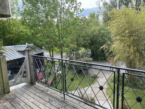 Fleur de Sel, Exterior