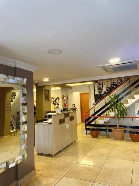 Ulubat Castle Hotel, Reception