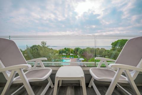 Hotel Villa Paradiso Suite, View from room