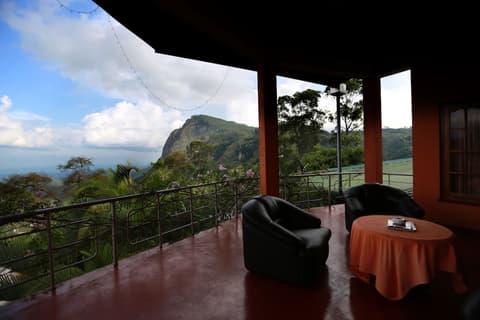 Tea Garden Holiday Inn, Balcony