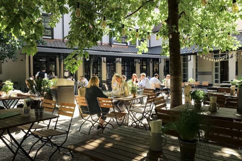 Marias Platzl, Terrace/patio