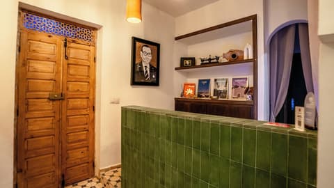 Riad Dar Tiflet, Reception