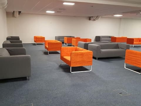 Hostel by Bromma, Reception