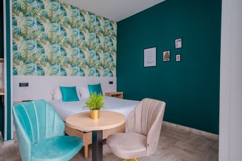 B&B Pontenuovo Bed, Room