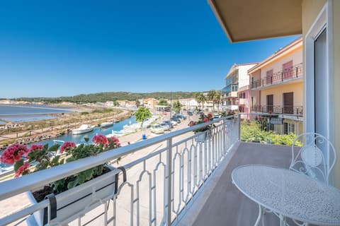 AQUAMADRE Suites, Balcony