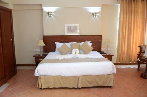 ISAMILO GRAND HOTEL, Room