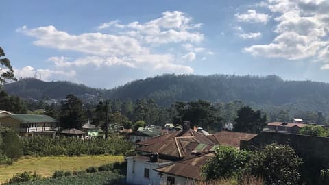 White Cottage Nuwara Eliya, Exterior