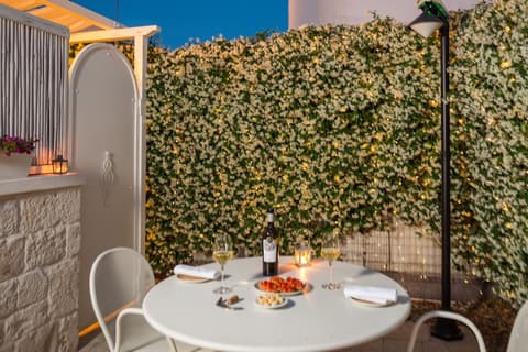 Trulli Di Zia Vittoria, Terrace/patio