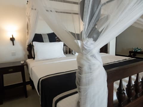 Suite Lanka, Room