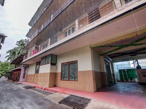 OYO 14426 V Knot Residency, Exterior