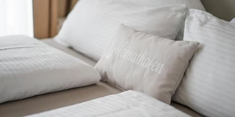 Hotel Hangelar, Room