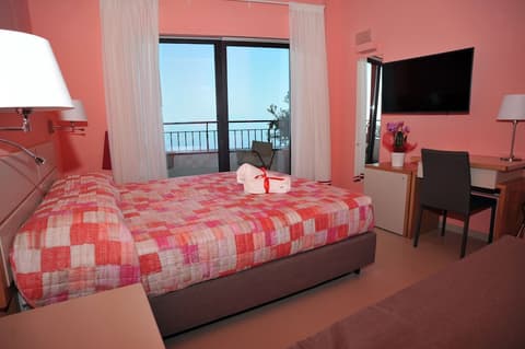 Villa Paradise Resort, Room