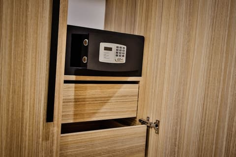 Ameri Plaza Tbilisi, Room