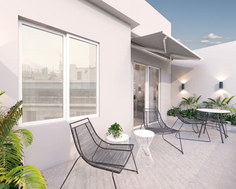 Great Living Koukaki, Balcony