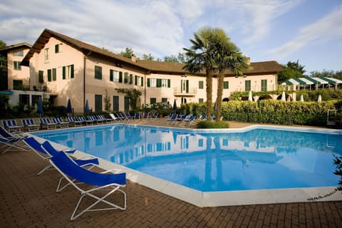 Hostellerie du Golf, Indoor/outdoor pool