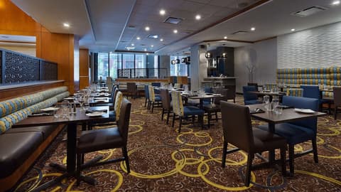 Hilton Garden Inn Montréal Centre-ville, Restaurant
