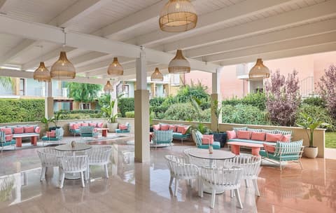 Serenusa Resort, Reception