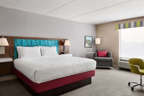 Hampton Inn & Suites New Haven - South - West Haven, Room