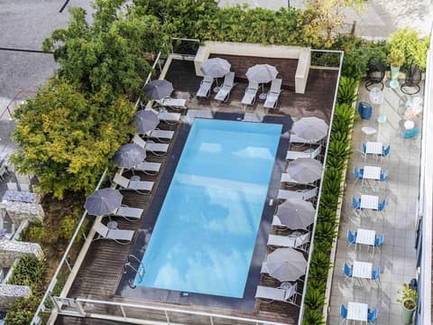 ibis Styles Nice Aéroport Arenas, Pool