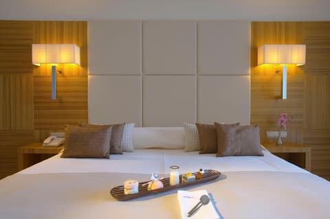 Elysium Resort & Spa, Room