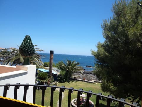 Arathena Rocks Hotel, Balcony view