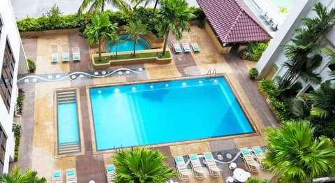 Bayview Hotel Georgetown Penang, Pool