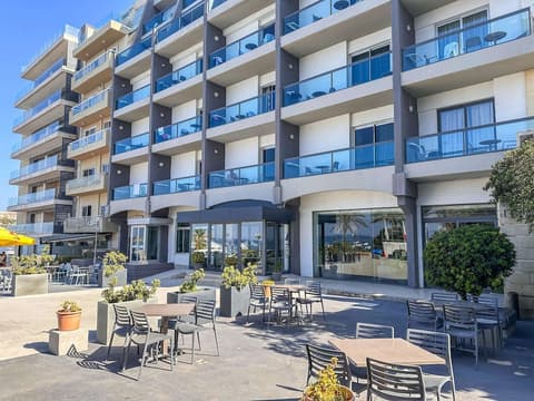 AX Sunny Coast Resort & Spa, Terrace/patio