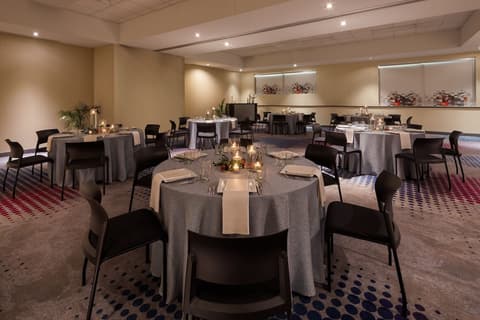 Aloft Minneapolis, Meeting facility