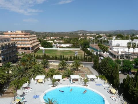 BJ Playa Blanca, Pool