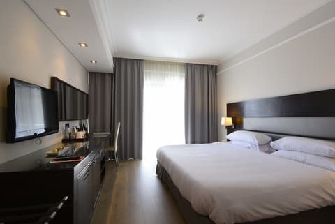 Ramada by Wyndham Downtown Beirut, Room