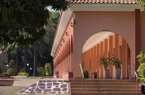 Dunia Hôtel Bissau, Exterior