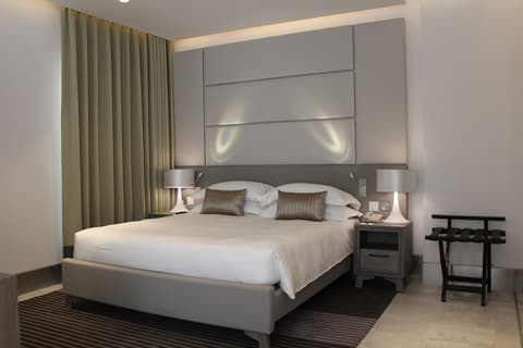 Arjaan by Rotana Dubai Media City, Room
