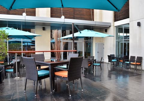 Novotel Deira Creekside Dubai, Terrace/patio