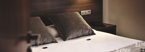 ibis Styles Figueres Ronda, Room