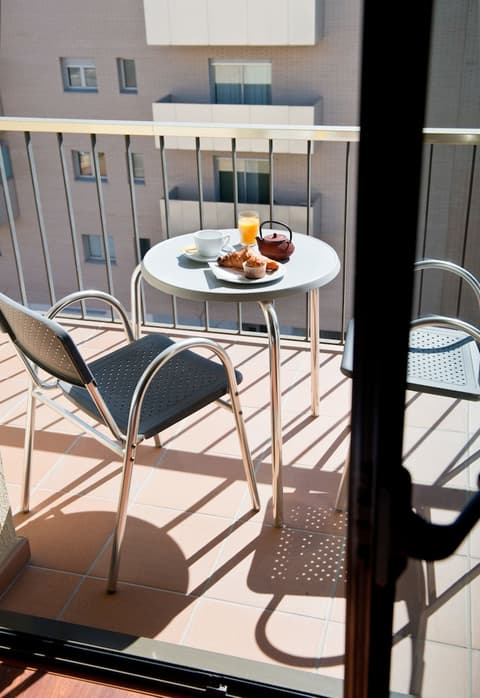 ibis Styles Figueres Ronda, Balcony