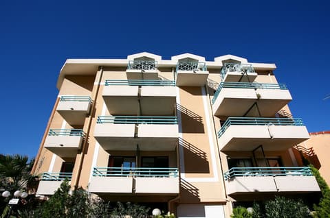 Residhotel Les Coralynes, Front of property