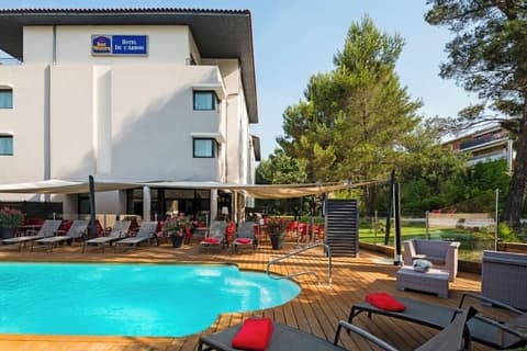 Mercure Aix-en-Provence La Duranne Gare TGV, Pool