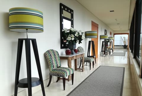 Azoris Royal Garden, Interior entrance