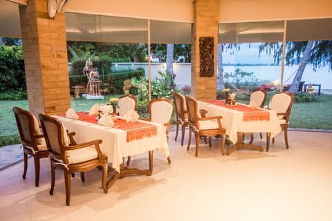 The Siam Residence Boutique Resort, Dining