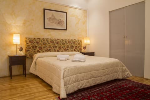 PRince Residence Apartments, Room