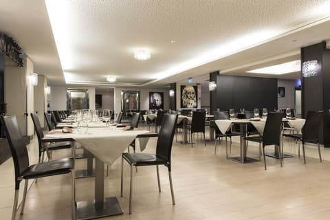 Just Hotel Lomazzo Fiera, Dining